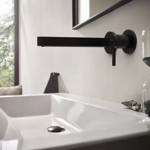 Mosdó csaptelep falsík alatti 22,8 cm, Finoris matt fekete, Hansgrohe