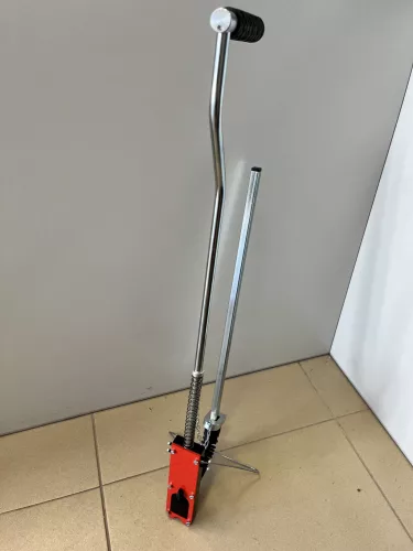 Tacker szerszám rögzítő tüskéhez